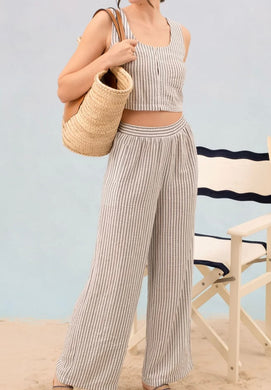 Julie Pant