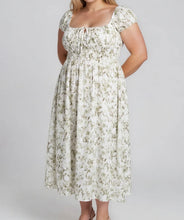 Krissy Dress Plus