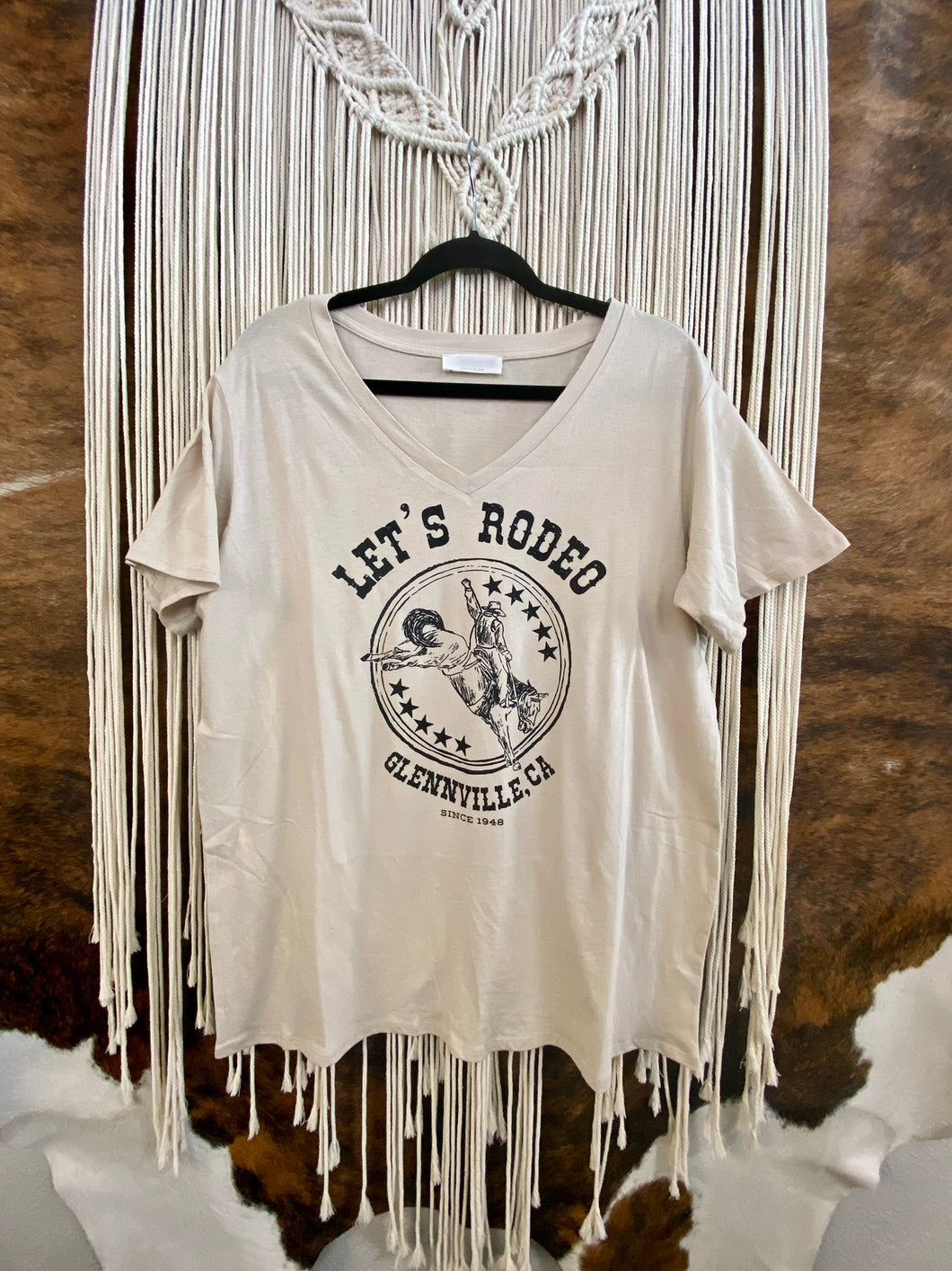 “Lets Rodeo ” V-Neck